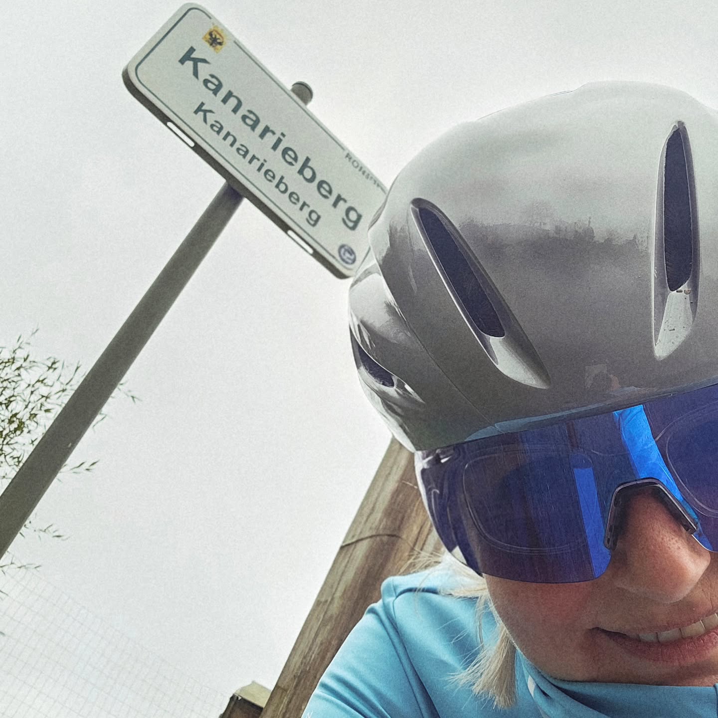 Kanarieberg tribute post 🤘!
The Kanarieberg - Canary Hill, got it? - will not be climbed in any of the Flanders&#039; spring classics this year.  For the first time in nearly 30 years.  Bummer.

Nevertheless, enjoy the spring classic season starting Saturday!

#kanarieberg #springclassics #flanders #outsideisfree
#canaryhill